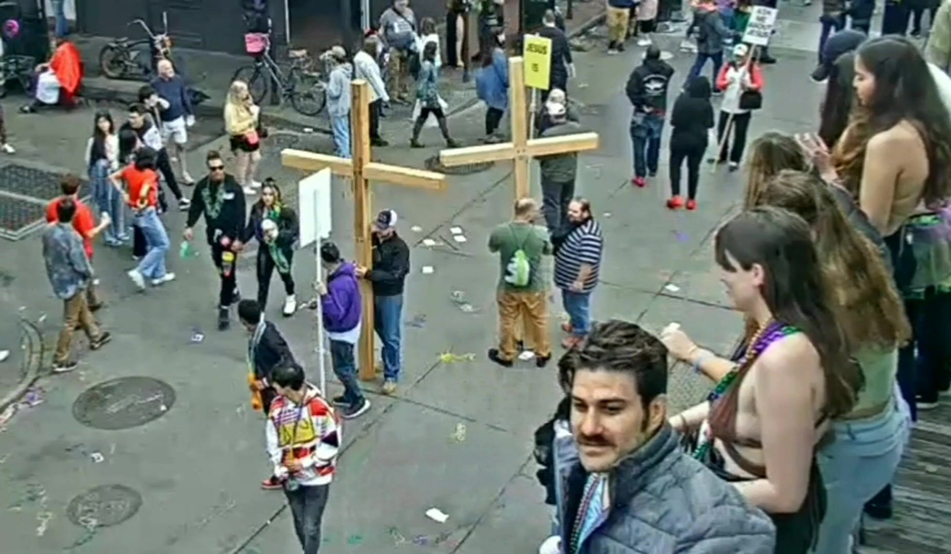 sexy woman flashes boobs on earthcam at mardi gras. up close